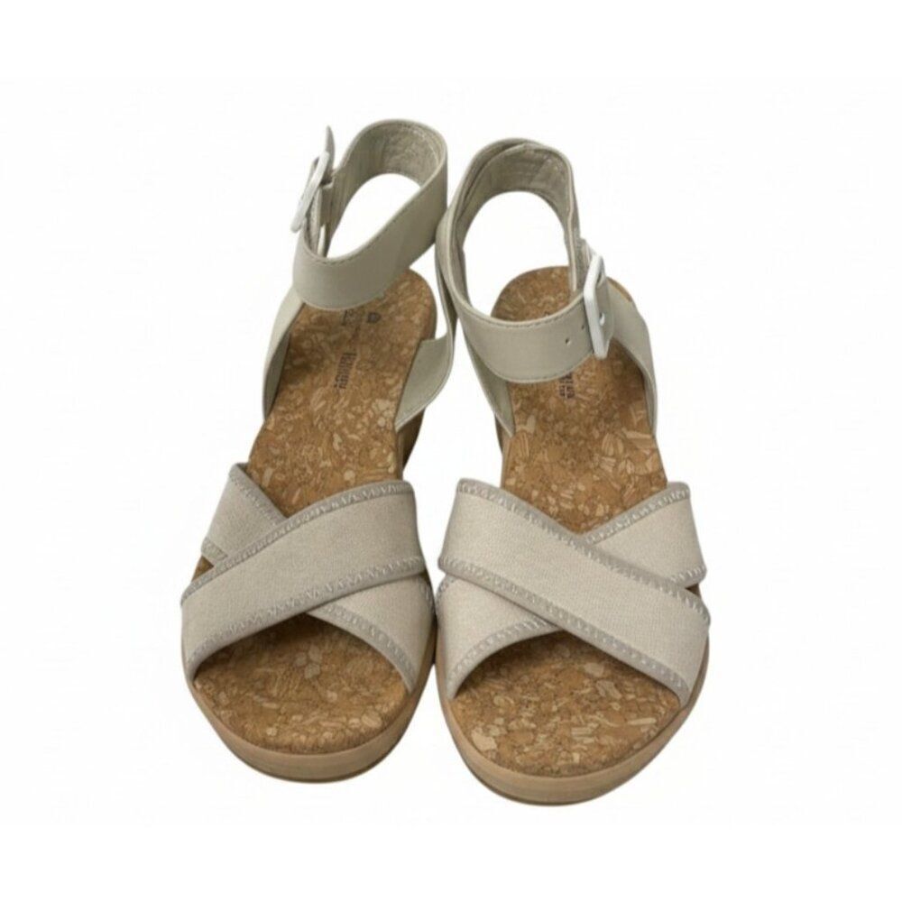Cloudsteppers By Clarks Womens Sandals Sz 7 Slingback White Wedbes New wo box